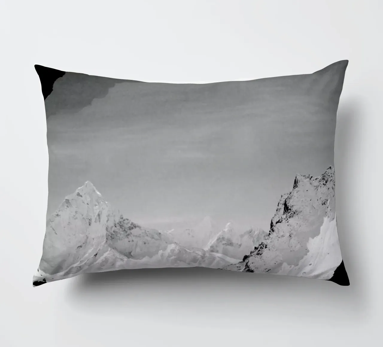 Snowy Isolation cuscino da Stoian Hitrov