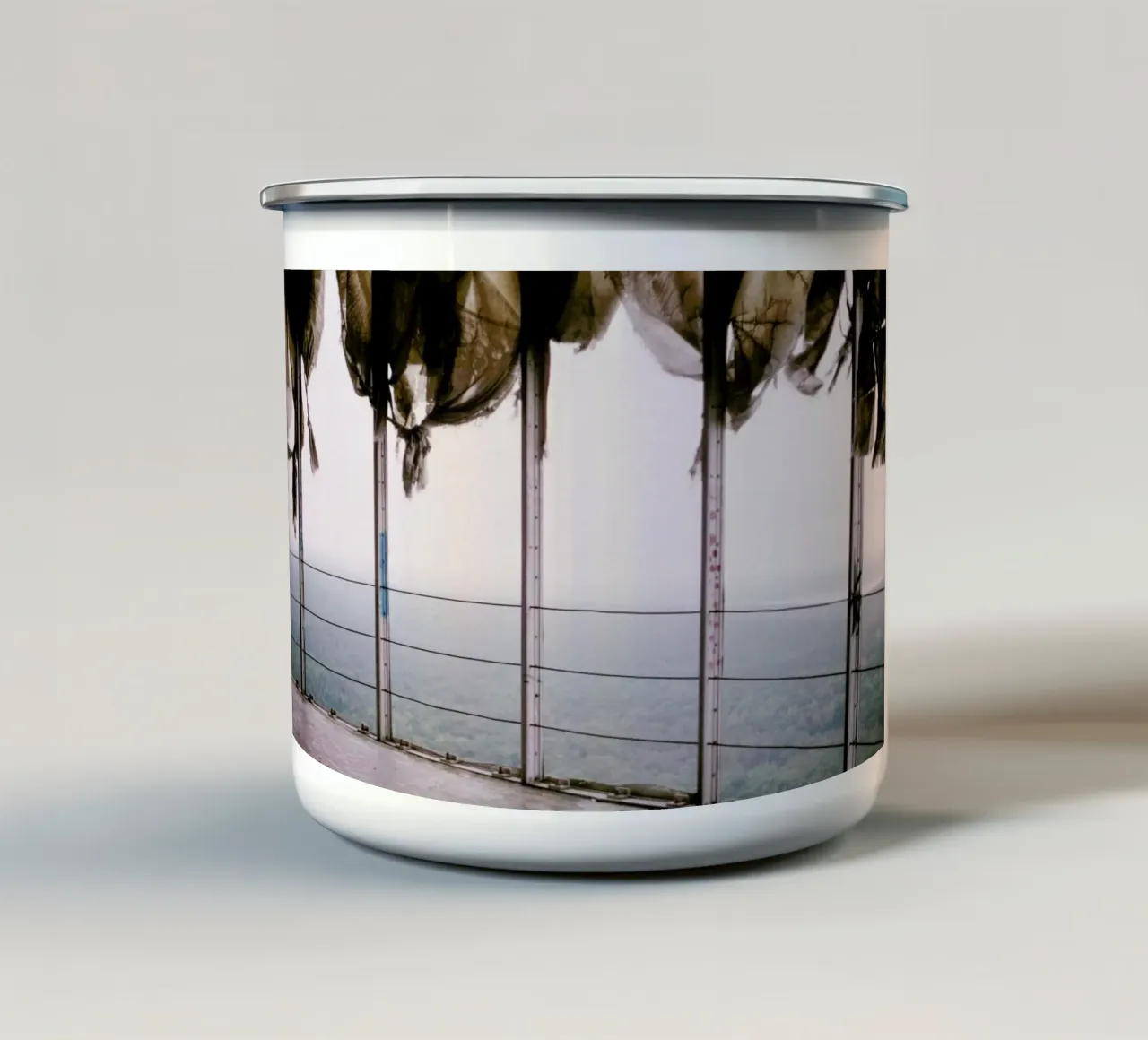 Lost Places II tazza in smalto da Alexandra Hellweg
