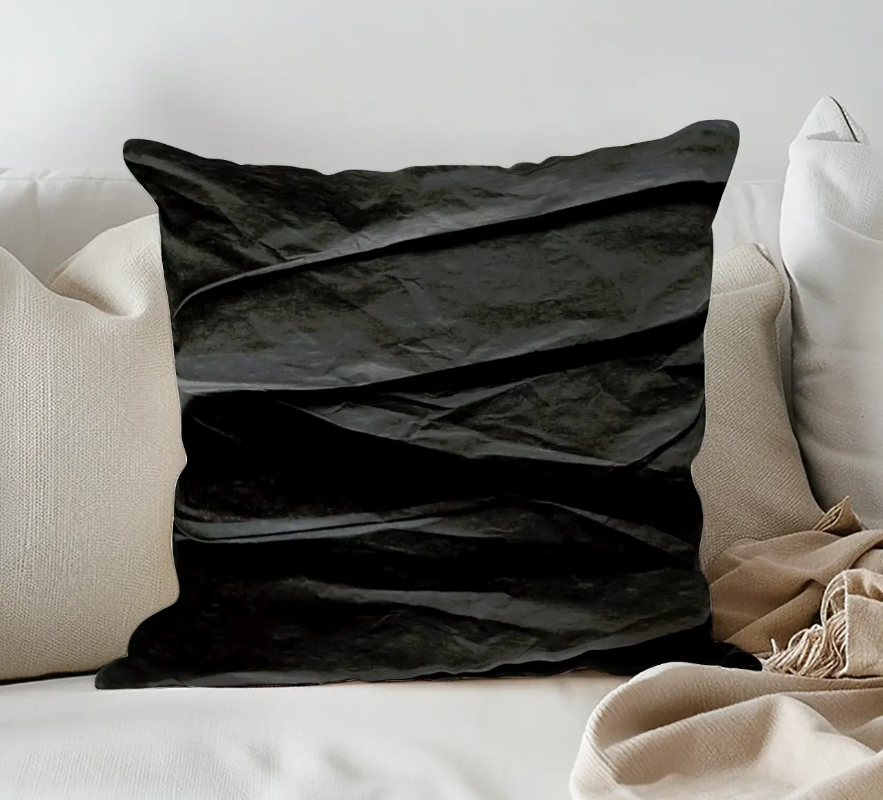Black Paper Mountains cuscino da Studio Nahili