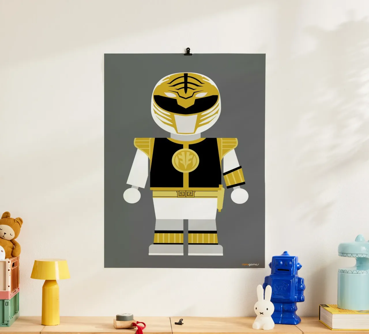 Power Ranger Toy White poster con telaio in alluminio da Rafa Gomes