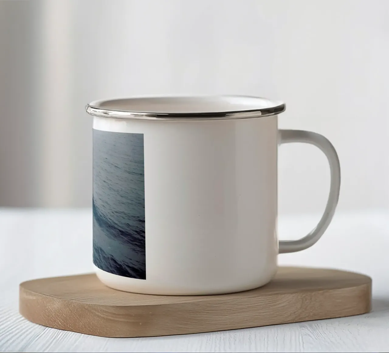 Natural Blues tazza in smalto da Alexandra Hellweg