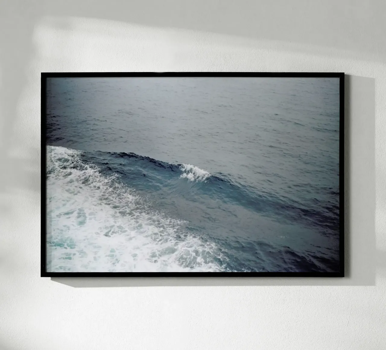 Natural Blues poster con telaio in plastica da Alexandra Hellweg