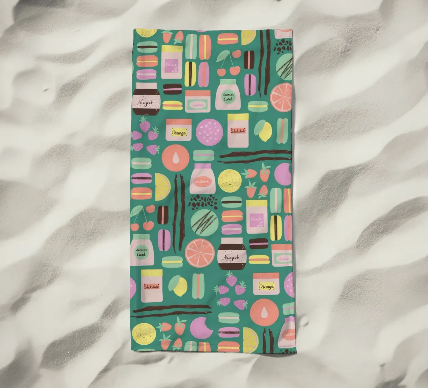 Macarons strandhanddoek van nicigabrieldesigns