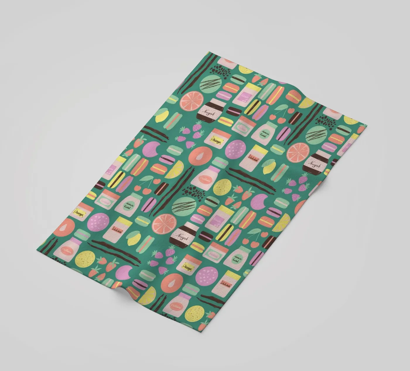 Macarons strandhanddoek van nicigabrieldesigns