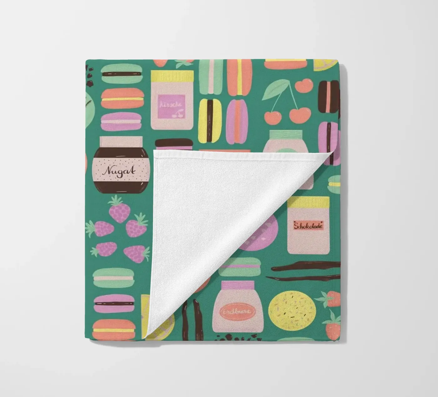 Macarons strandhanddoek van nicigabrieldesigns