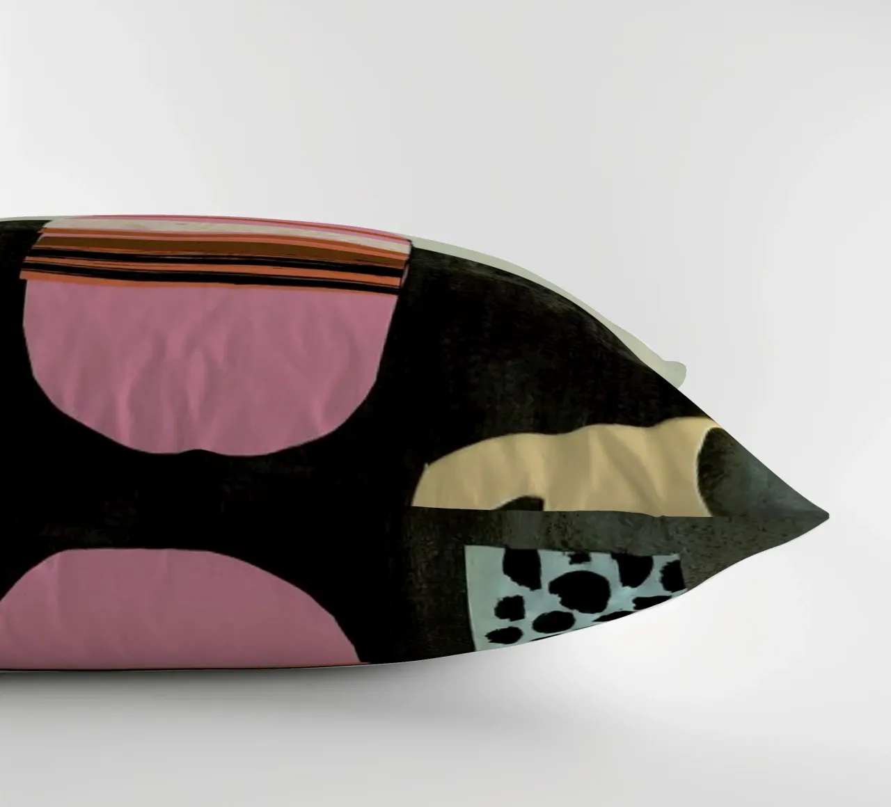 Vasen & Co. 3 decorative cushion by Rinah Lang