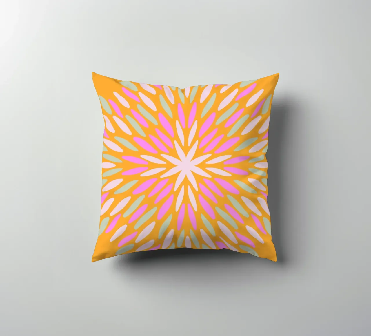 Petal burst - arancio, rosa e menta cuscino da Wackapacka