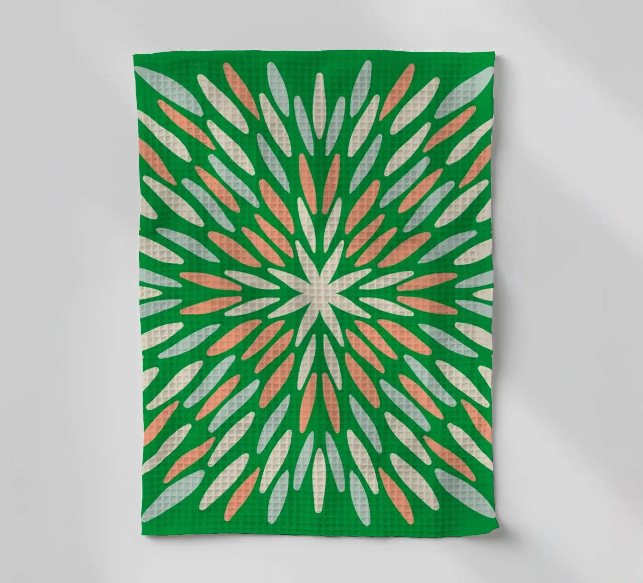 Scoppio di petali - verde, arancione, blu canovaccio da cucina da Wackapacka