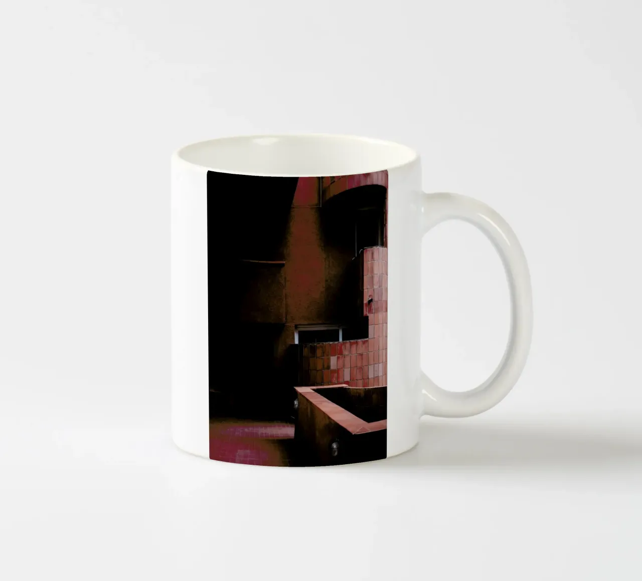 Walden Red 2 tazza in ceramica da Chris Abatzis