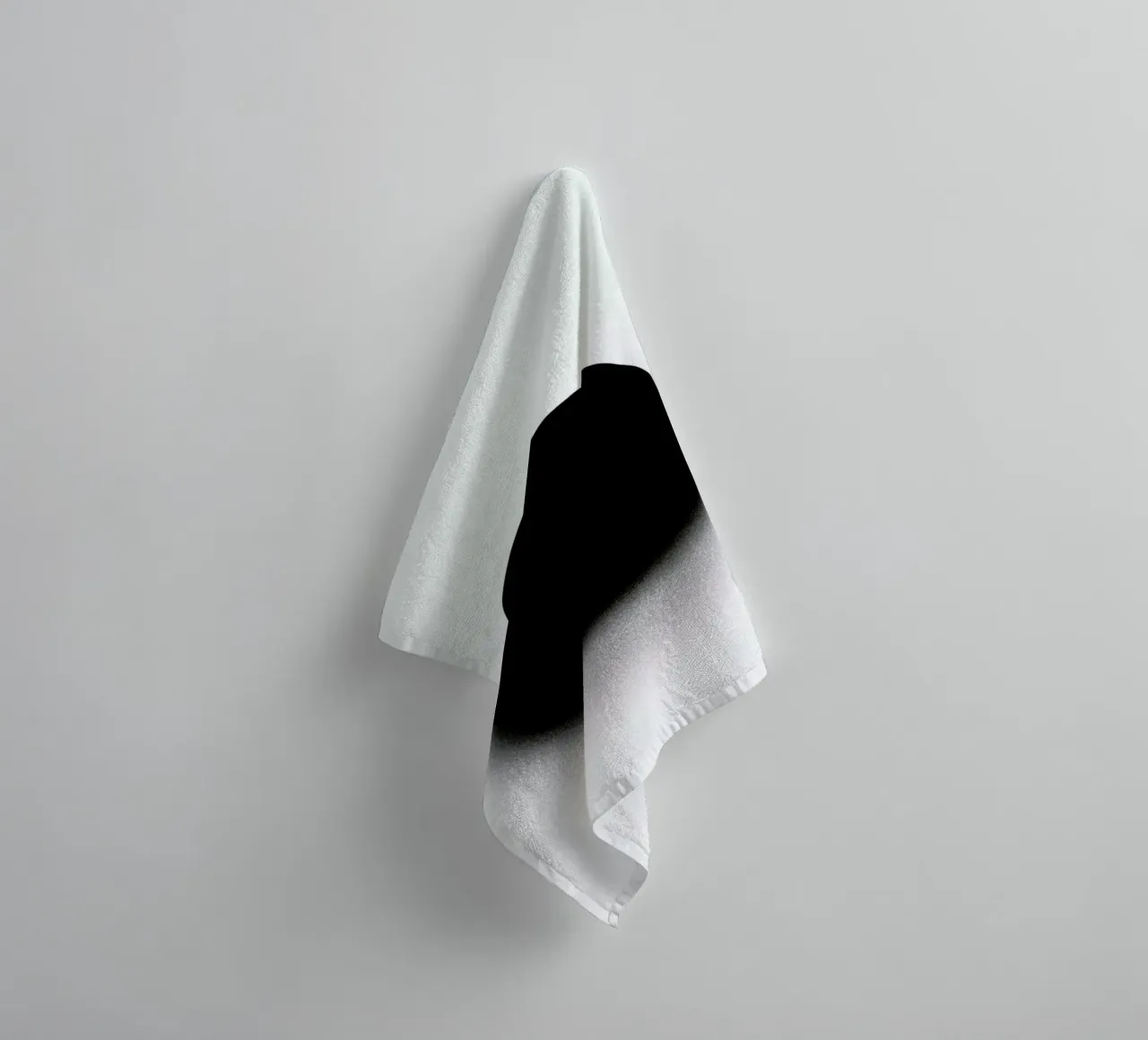 Fading Circle towel by LeDieg