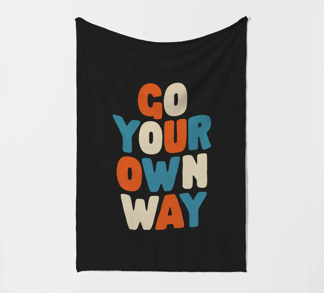 Go Your Own Way Lebendig Bunt Fett Typografie Drucken Fleecedecke von THE MOTIVATED TYPE