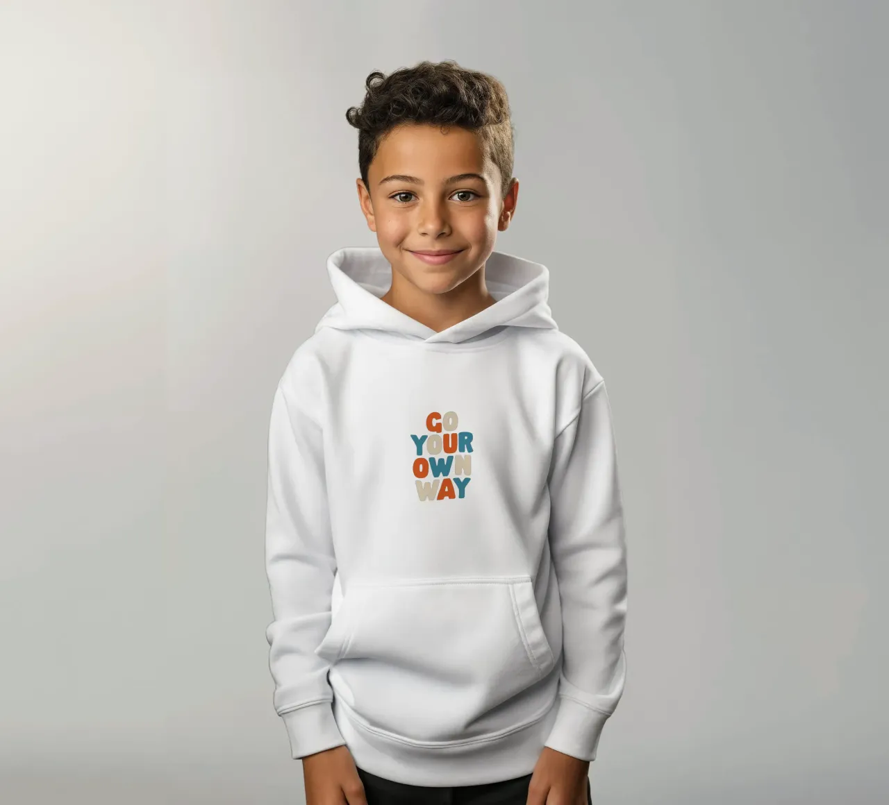 Go Your Own Way Vibrant Colourful Bold Typography Imprimir sudadera con capucha para niño de THE MOTIVATED TYPE