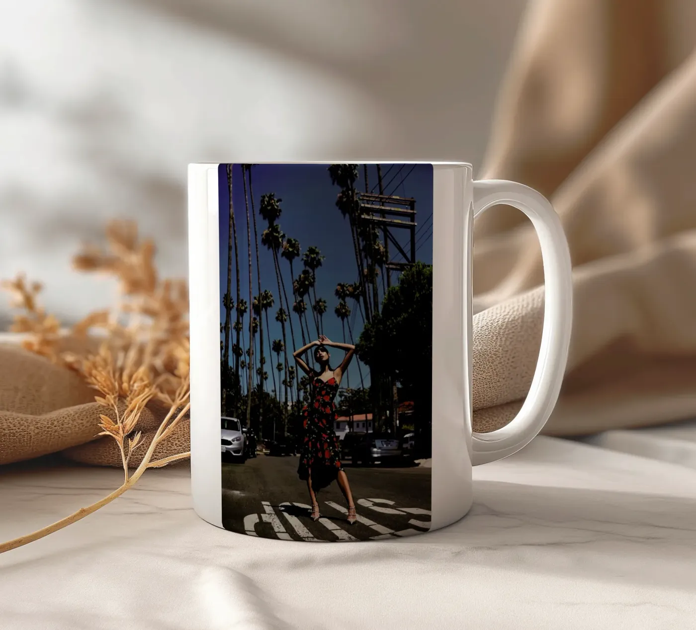 LA ceramic mug by Marie Bärsch