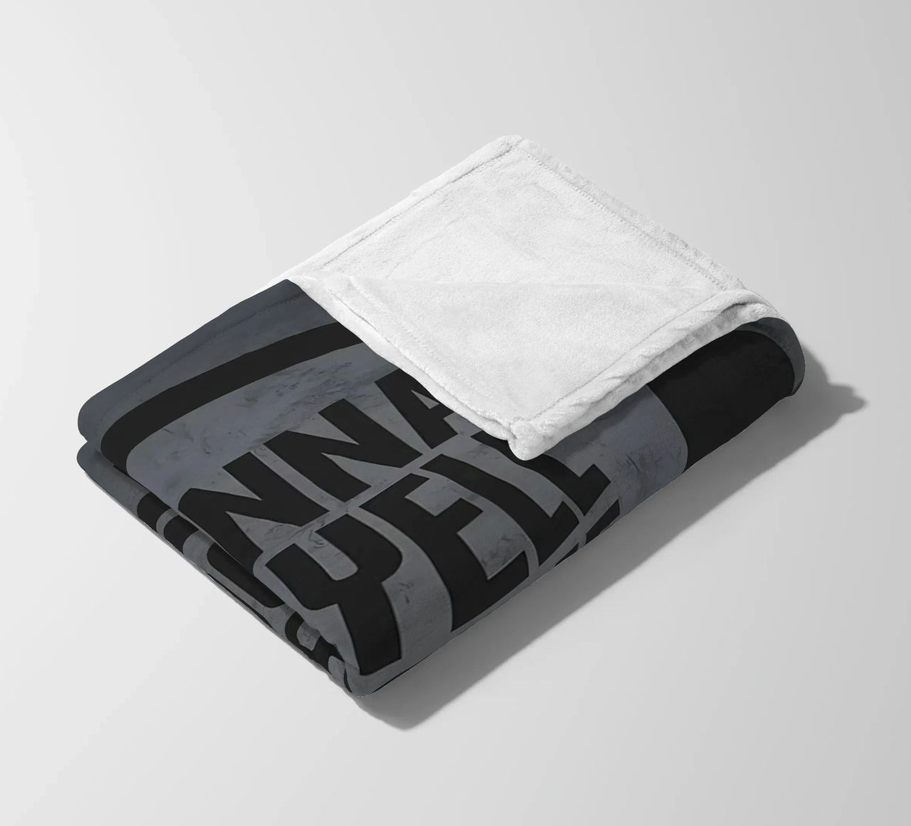 Urlare ai noob BRB coperta in pile da Bassy