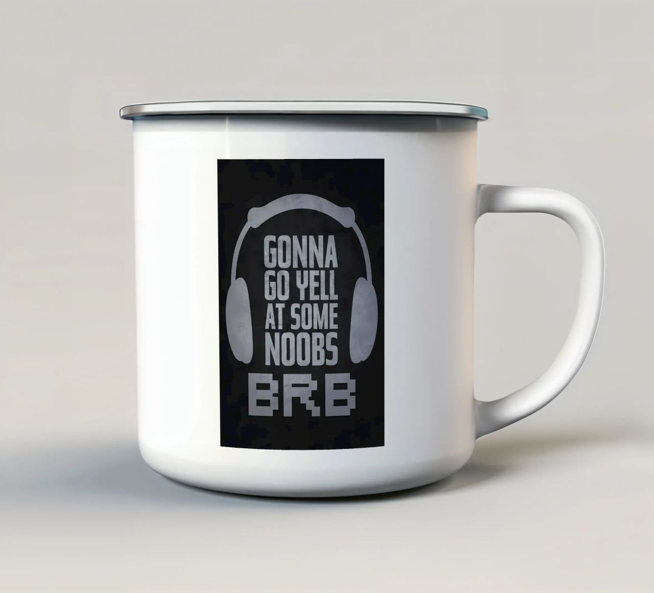 Urlare ai noob BRB tazza in smalto da Bassy