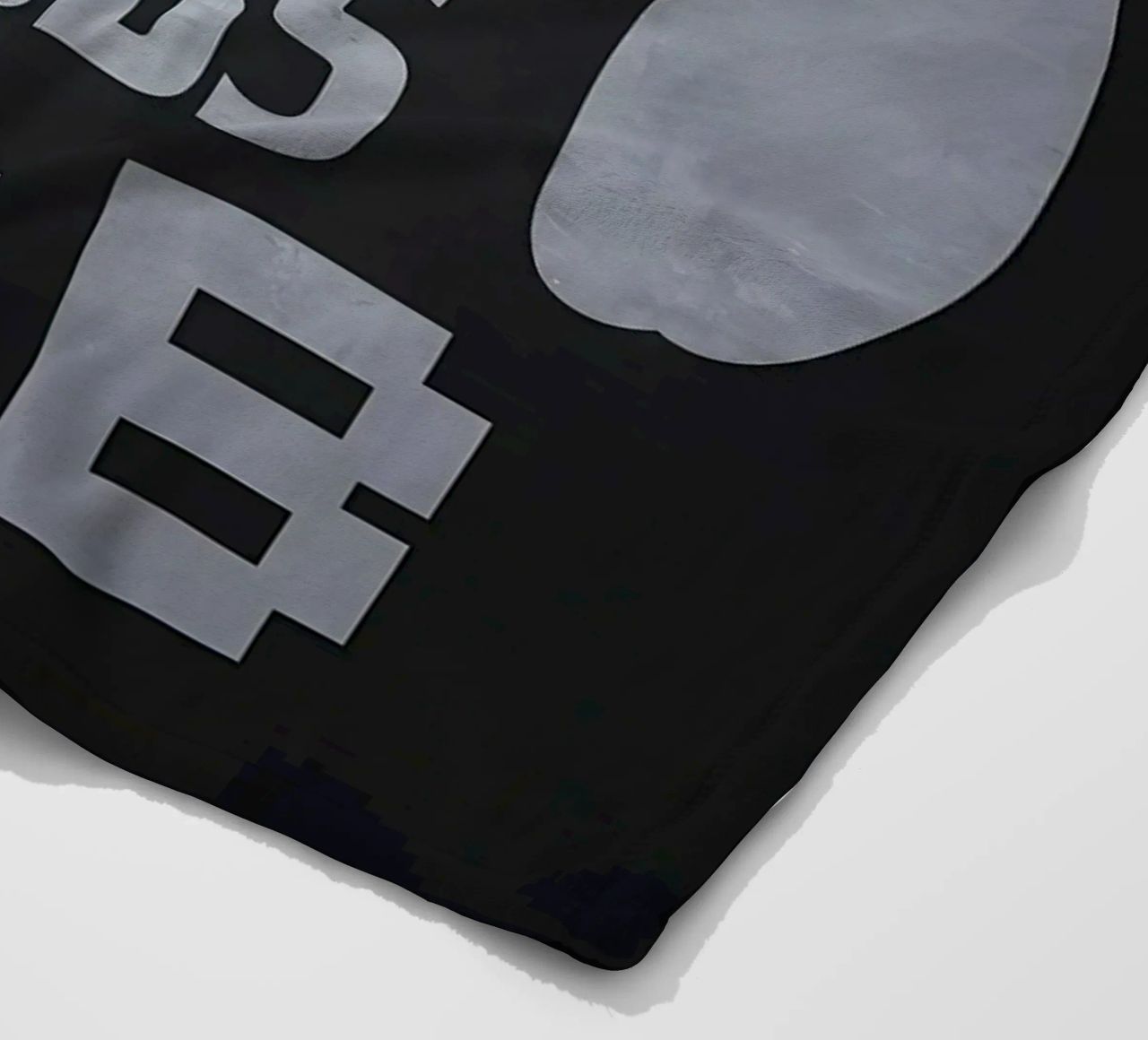 Urlare ai noob BRB coperta in pile da Bassy