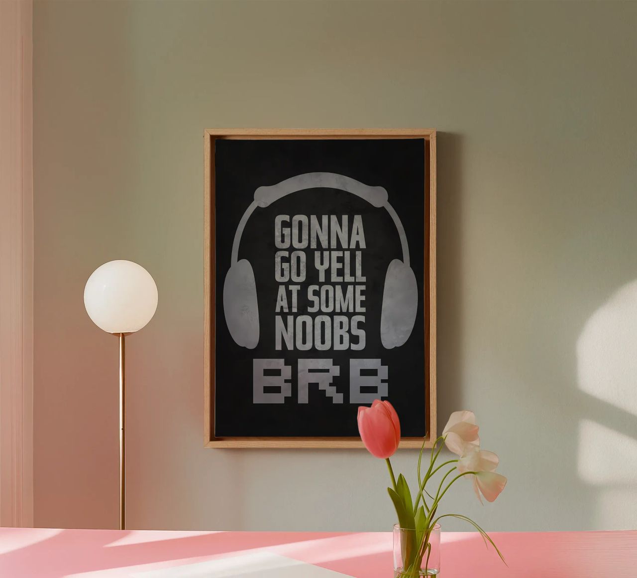 Tegen Noobs schreeuwen BRB canvas van Bassy
