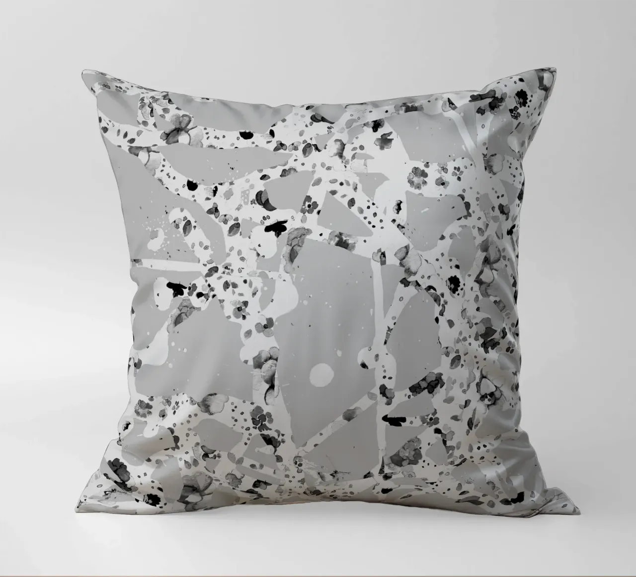 grigio spl cuscino da Giulio Iurissevich