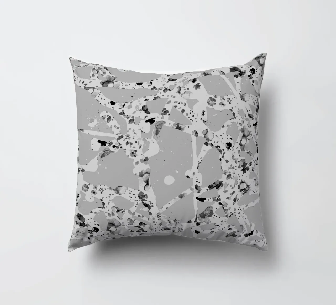 grigio spl cuscino da Giulio Iurissevich