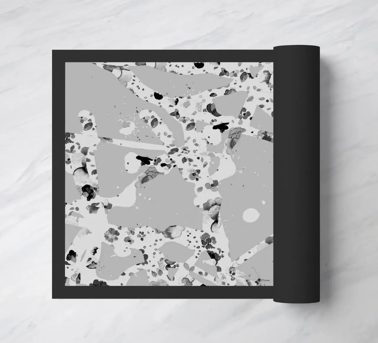 grey spl doormat by Giulio Iurissevich