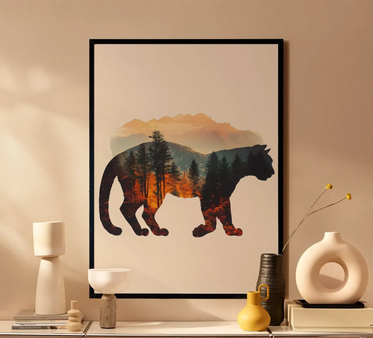 Silhouette de panthère de montagne poster avec cadre en bois de Ginnery
