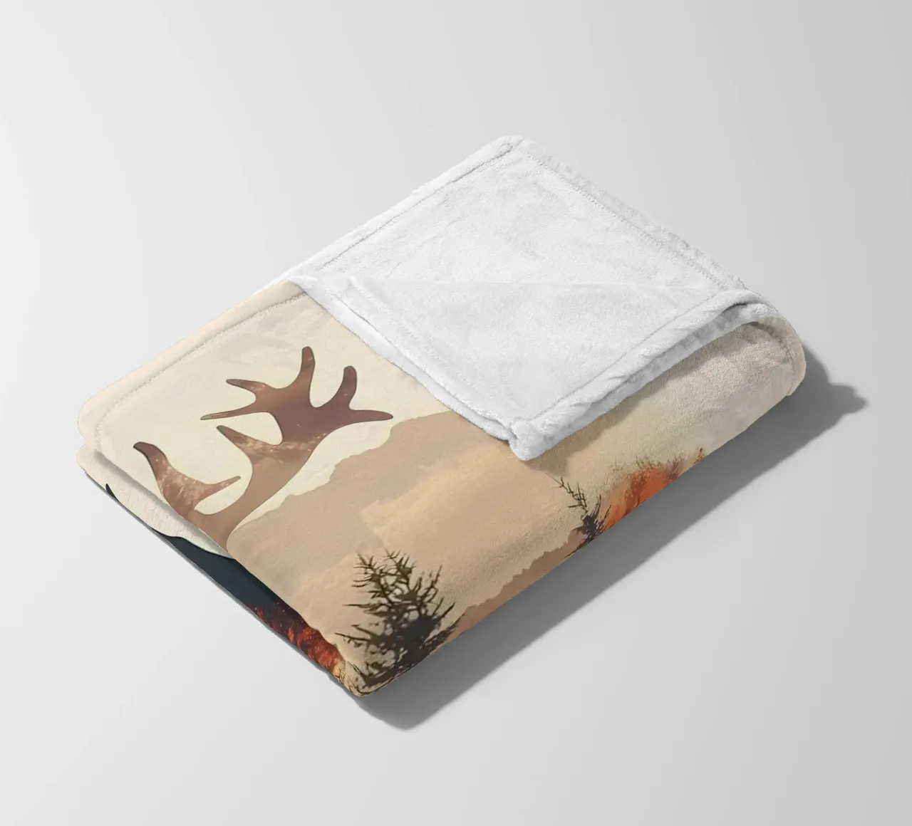 Sagoma di cervo con foresta coperta in pile da Ginnery