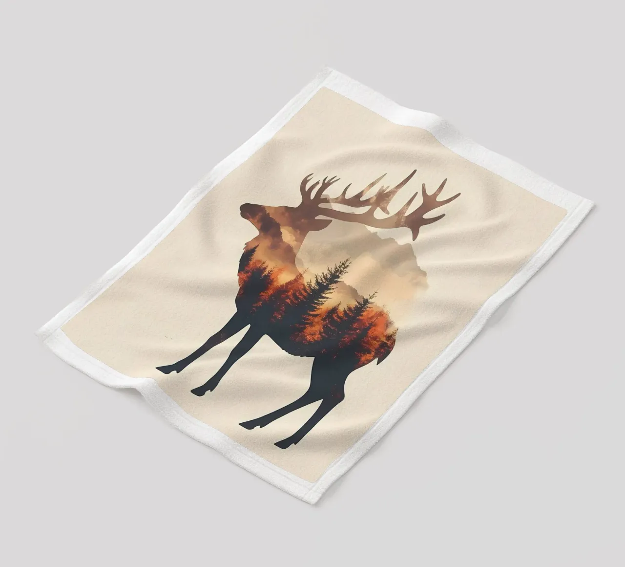 Sagoma di cervo con foresta coperta in pile da Ginnery