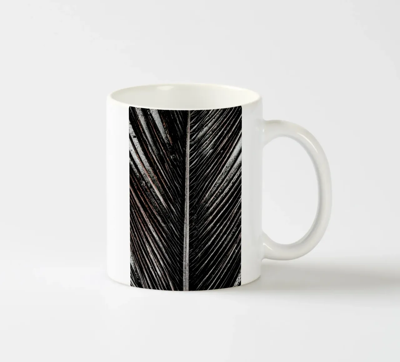 Beach Palm Patterns 12 Keramik Tasse von Chris Abatzis