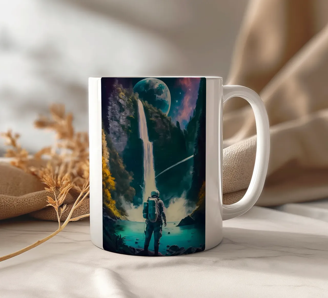 Astronauta della cascata tazza in ceramica da Mikesell