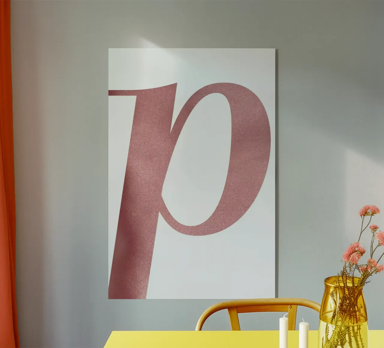 Pink P plexiglass da petiteCAPS