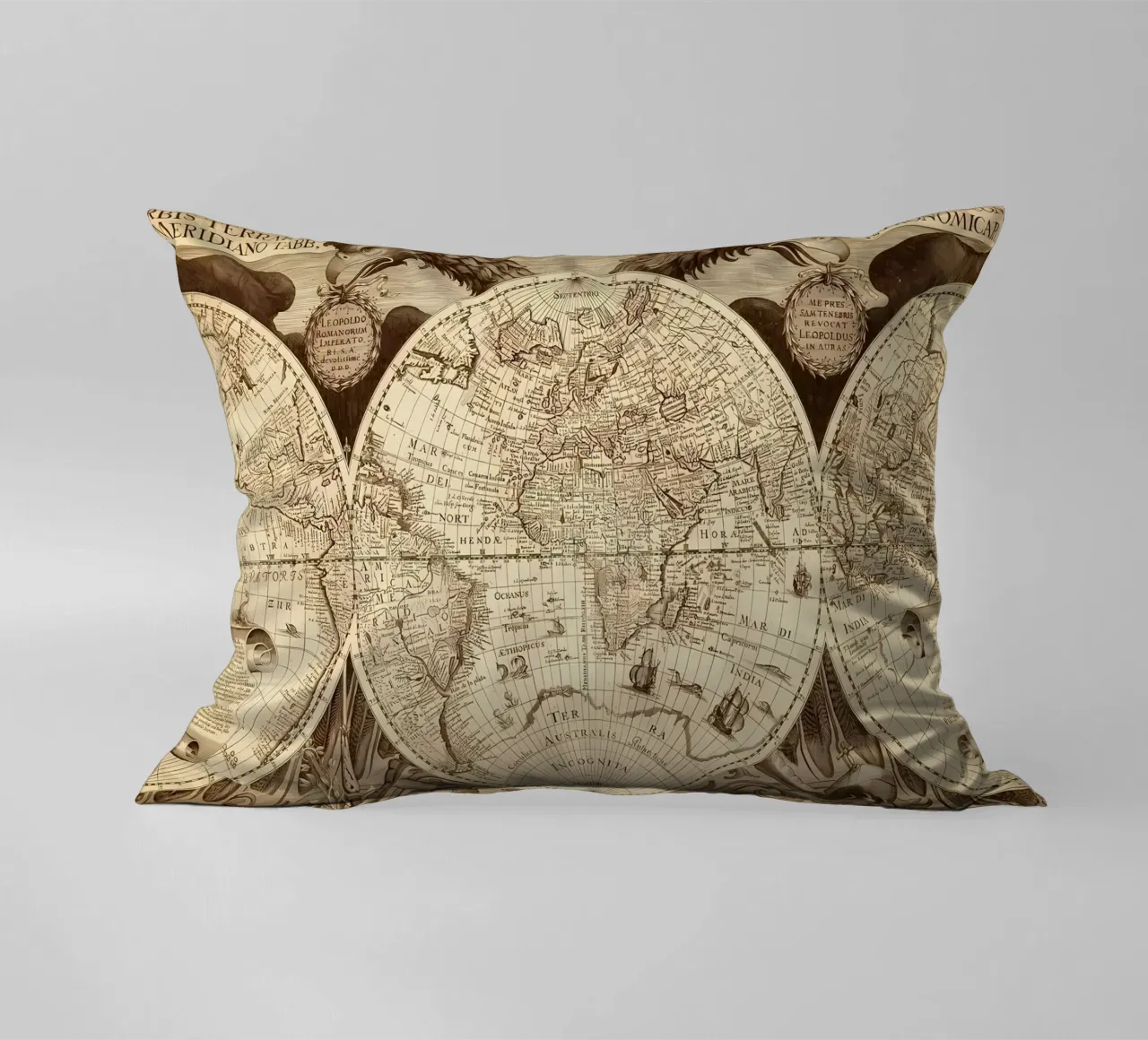 Mappa del mondo d'epoca cuscino da Delaplane