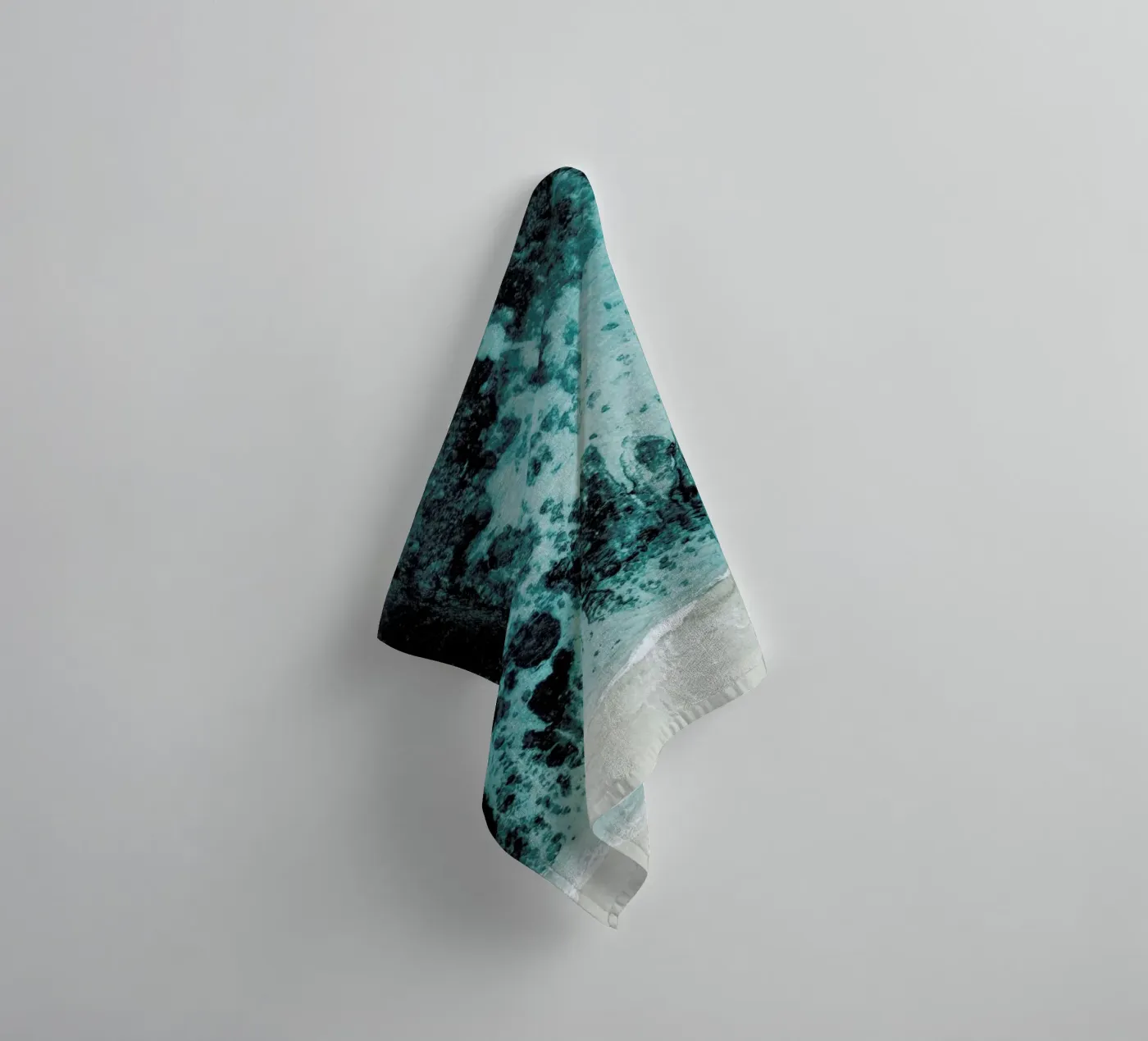 Beach Patterns Handtuch von Chris Abatzis