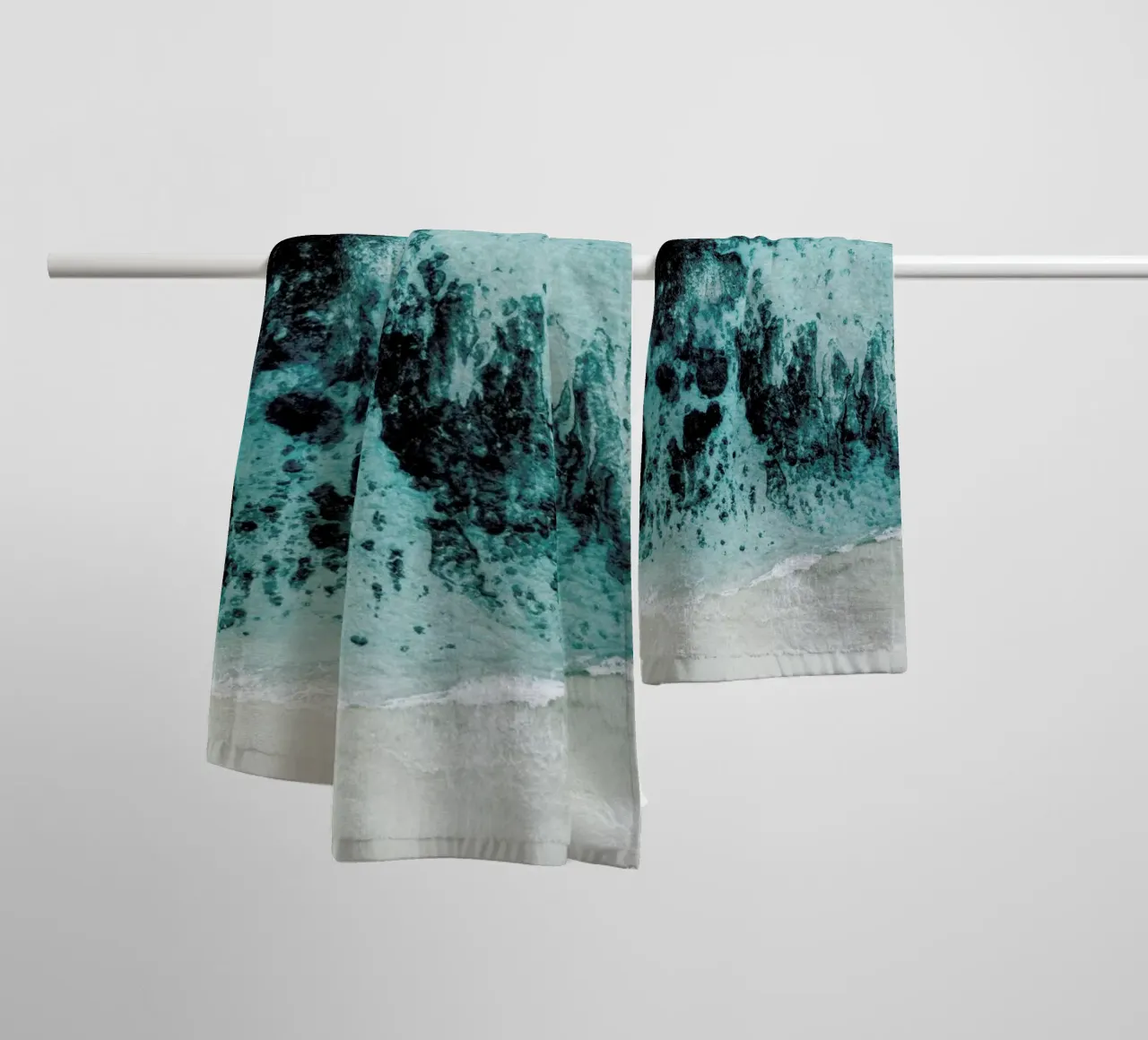 Beach Patterns badhanddoek van Chris Abatzis