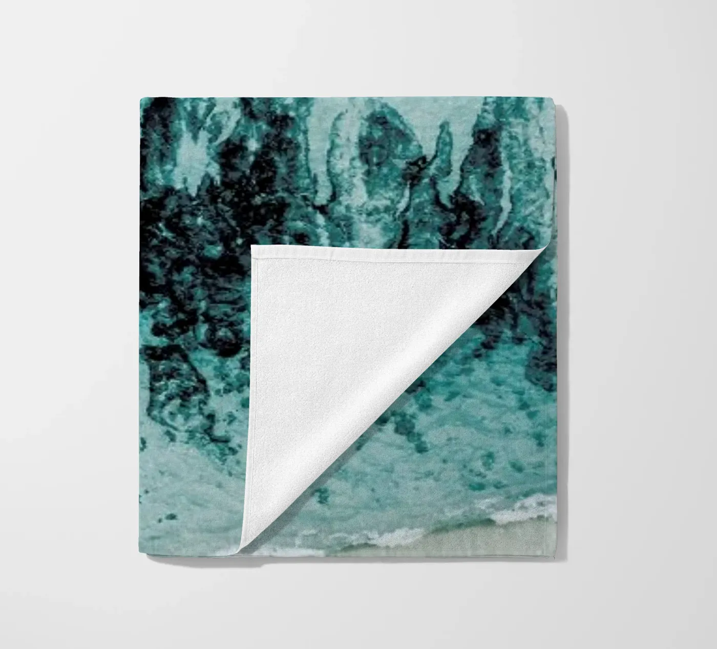 Beach Patterns strandhanddoek van Chris Abatzis