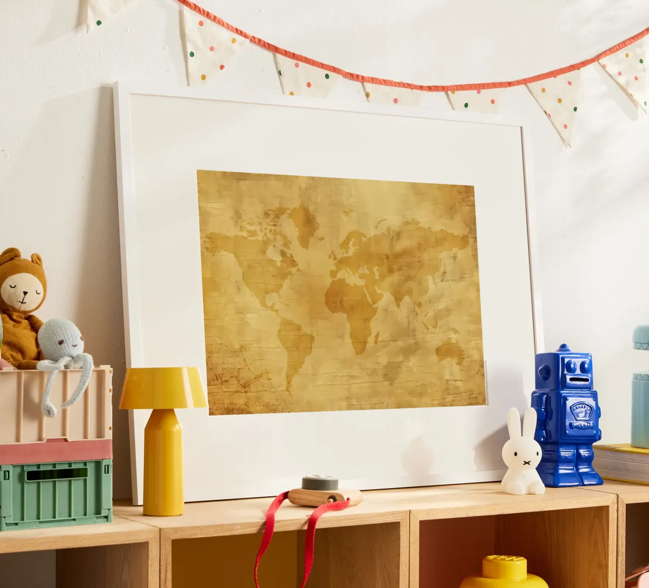 Mappa del mondo d'epoca poster con telaio in legno da Delaplane