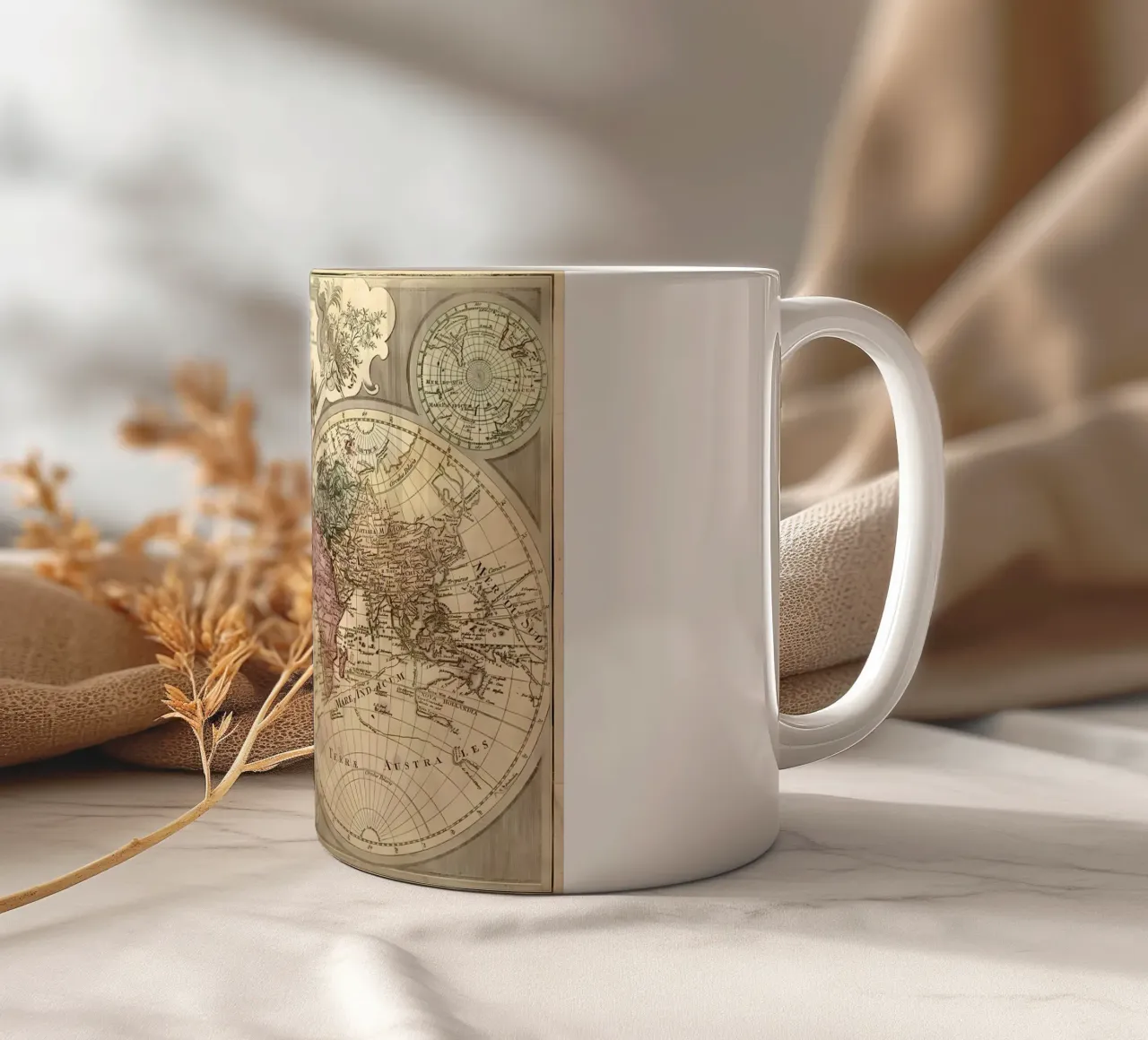 Mappa del mondo d'epoca tazza in ceramica da Delaplane