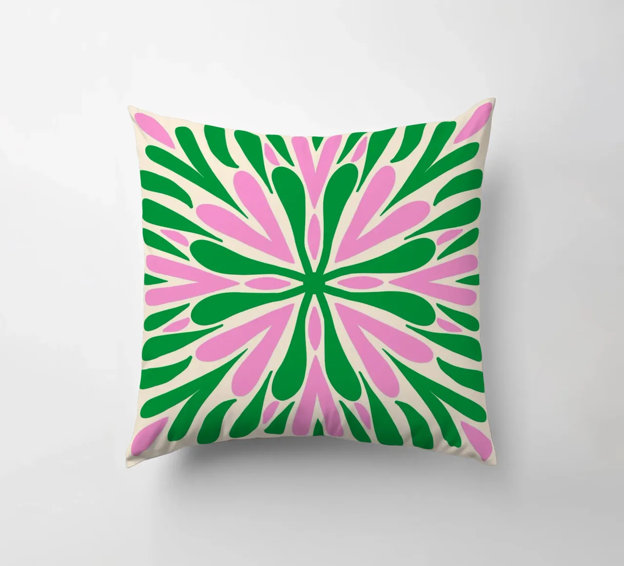 Petali di simmetria moderna - Verde e rosa cuscino da Wackapacka