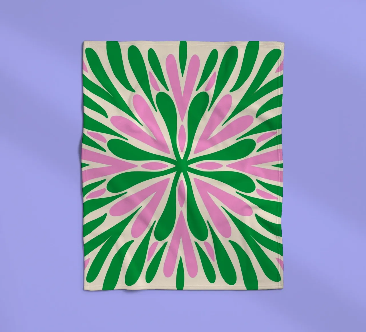Pétalos de simetría moderna - Verde y rosa manta de franela de Wackapacka