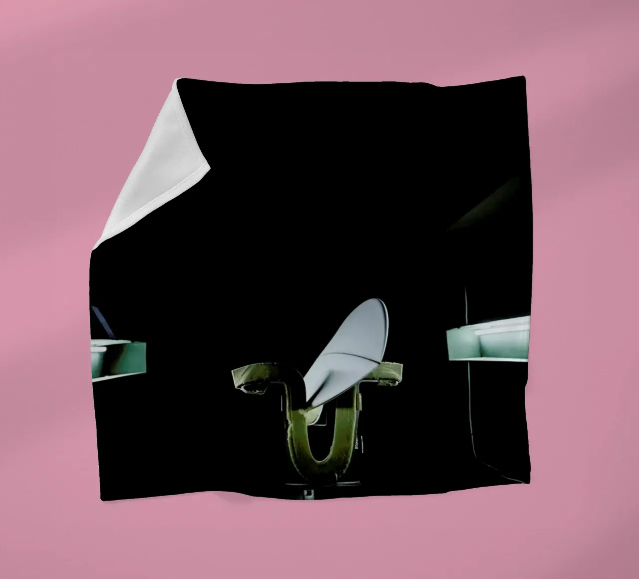 Handshaped coperta in pile da Chris Abatzis