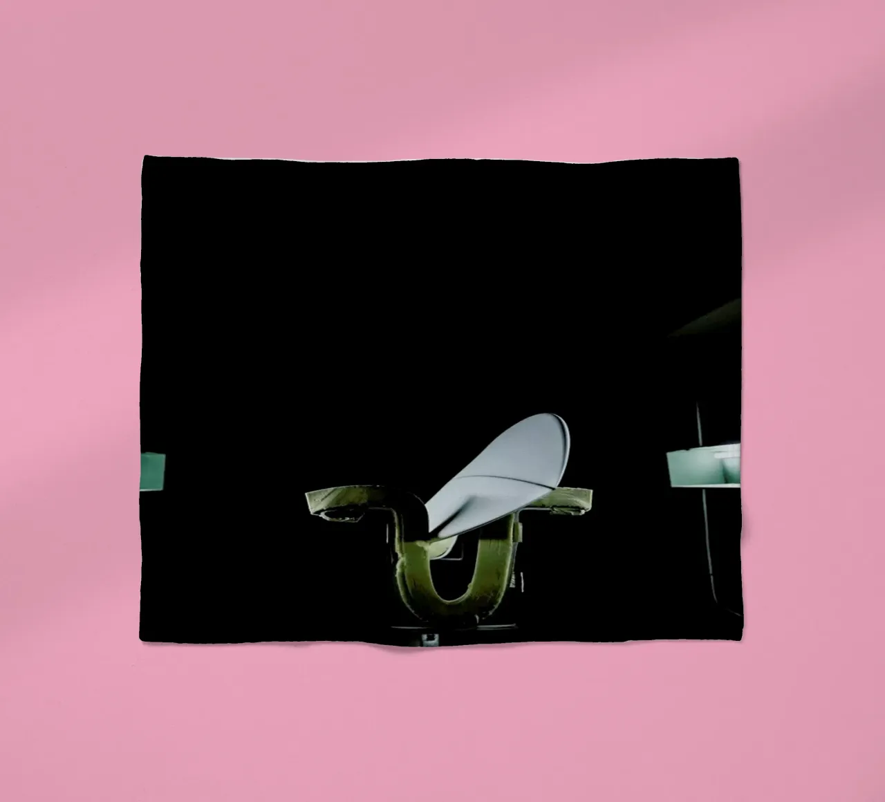 Handshaped coperta in pile da Chris Abatzis