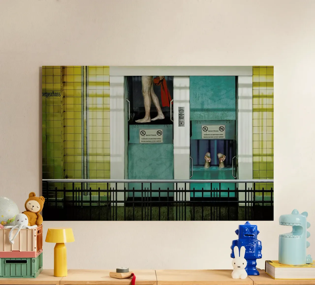 Do We Need A Revolution? plexiglass da Ambra