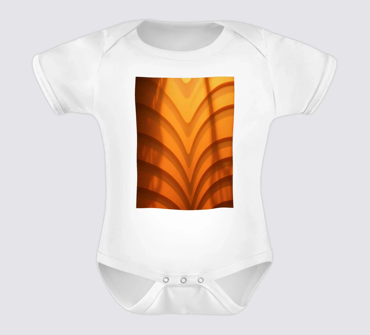 Warme abstracte golven en schaduwen creëren boeiend behang babyrompertje korte mouwen van DesignDoodle
