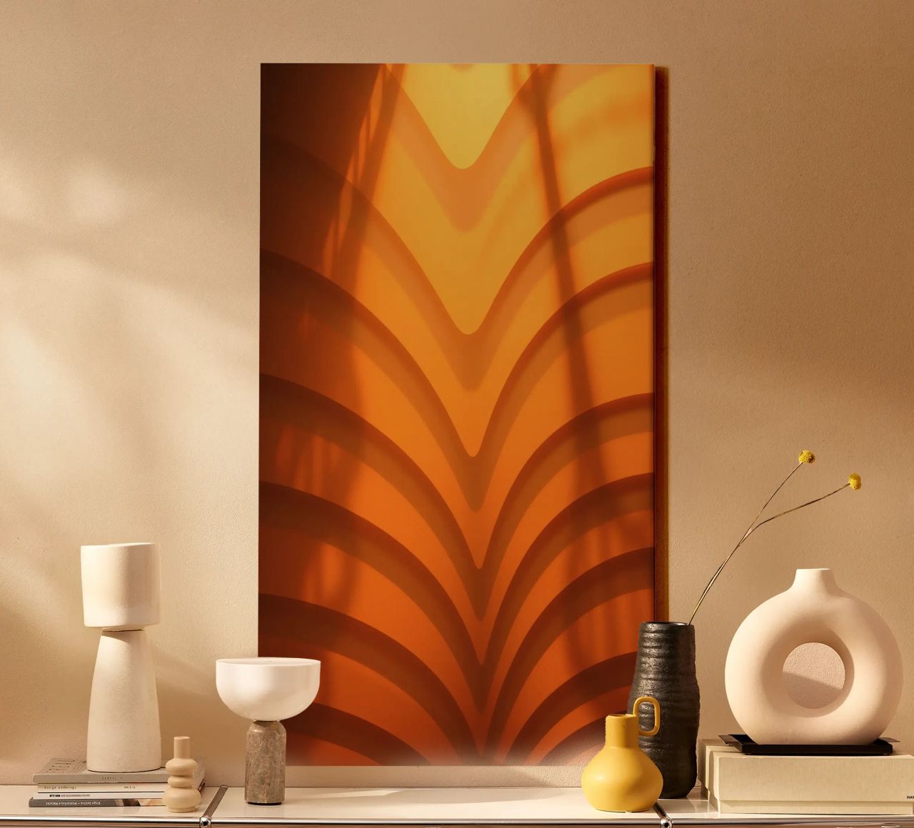 Warme abstracte golven en schaduwen creëren boeiend behang canvas van DesignDoodle