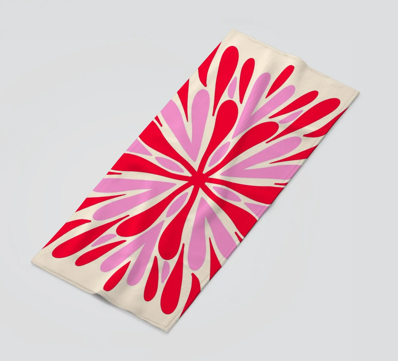 Petali di simmetria moderna - Rosso e rosa telo mare da Wackapacka