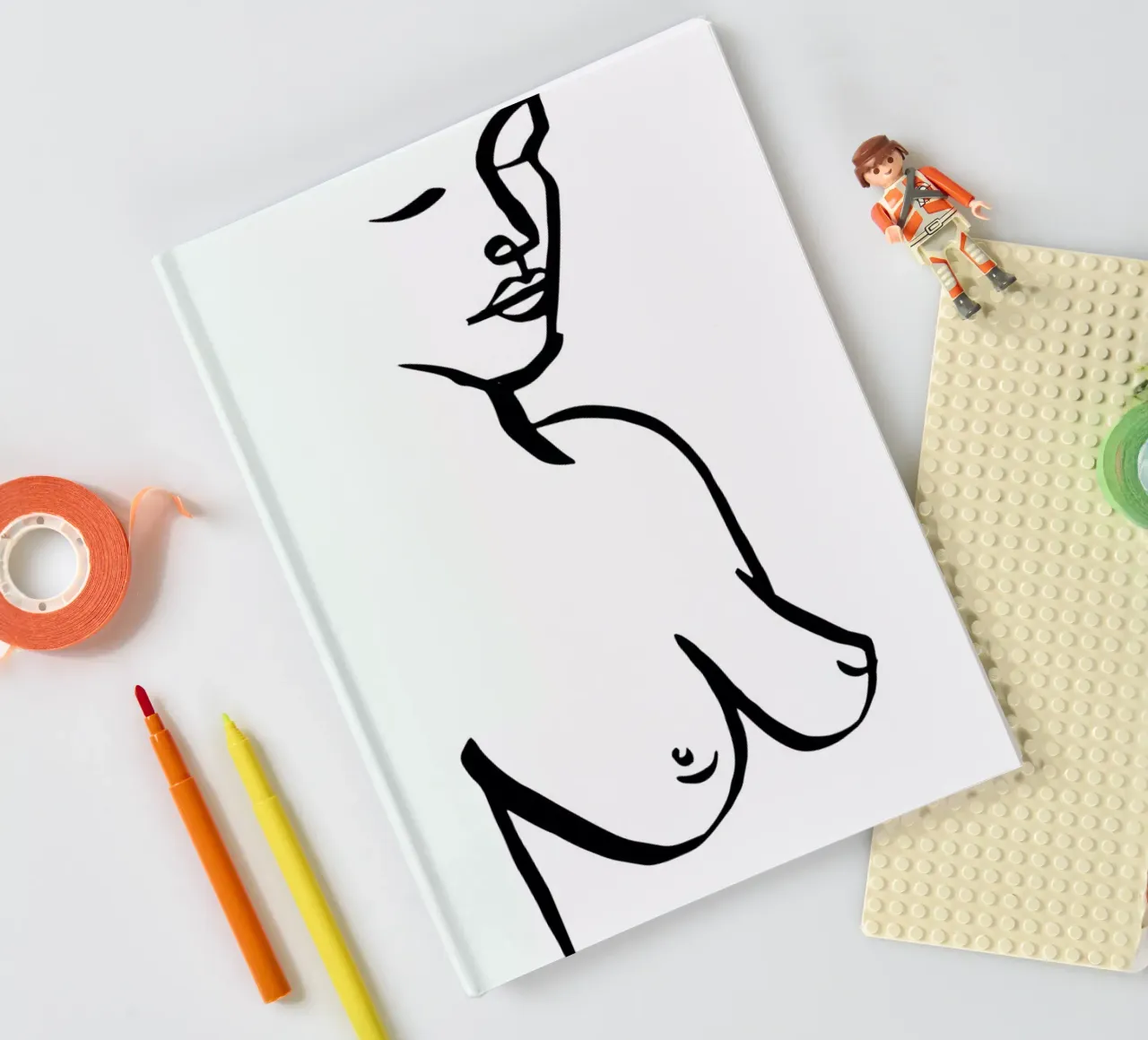 Bust notebook by Ninhol