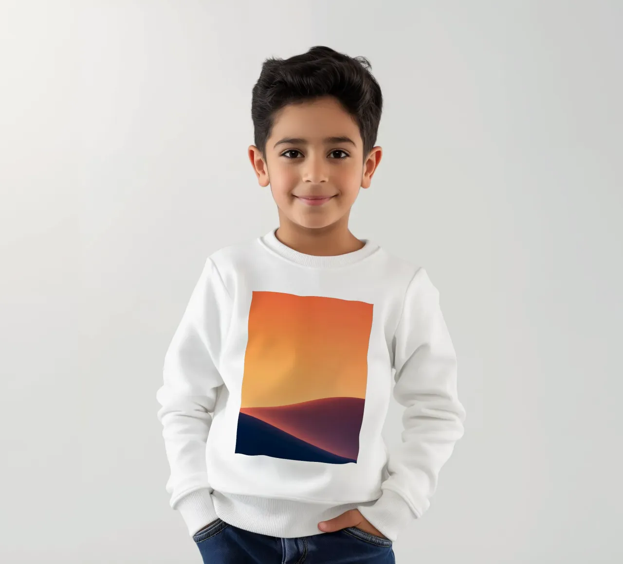 colline levigate sotto un cielo sfumato al tramonto con un caldo arancione felpa bambino da DesignDoodle