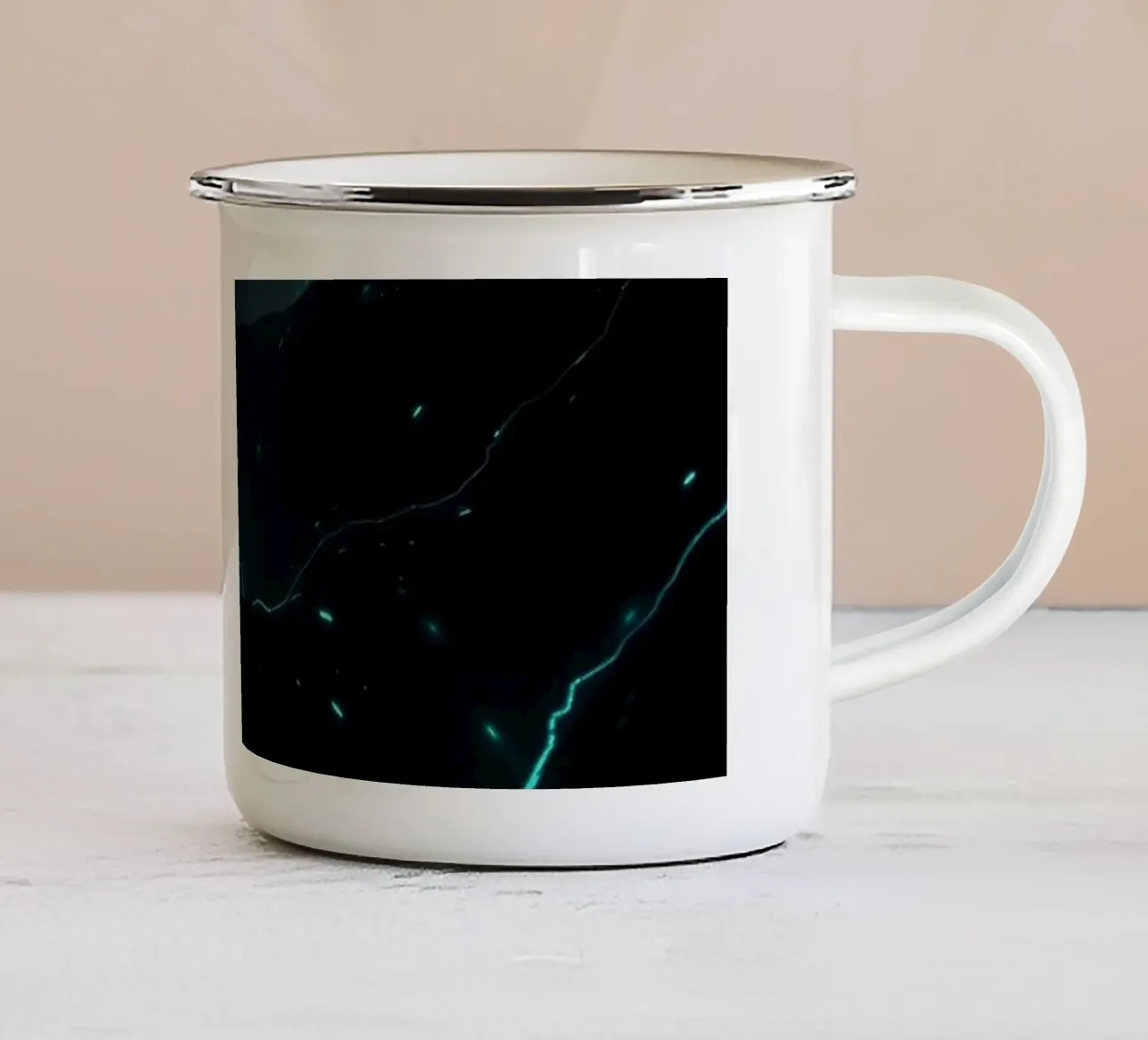 uno splendido disegno astratto ed elementi luminosi tazza in smalto da DesignDoodle