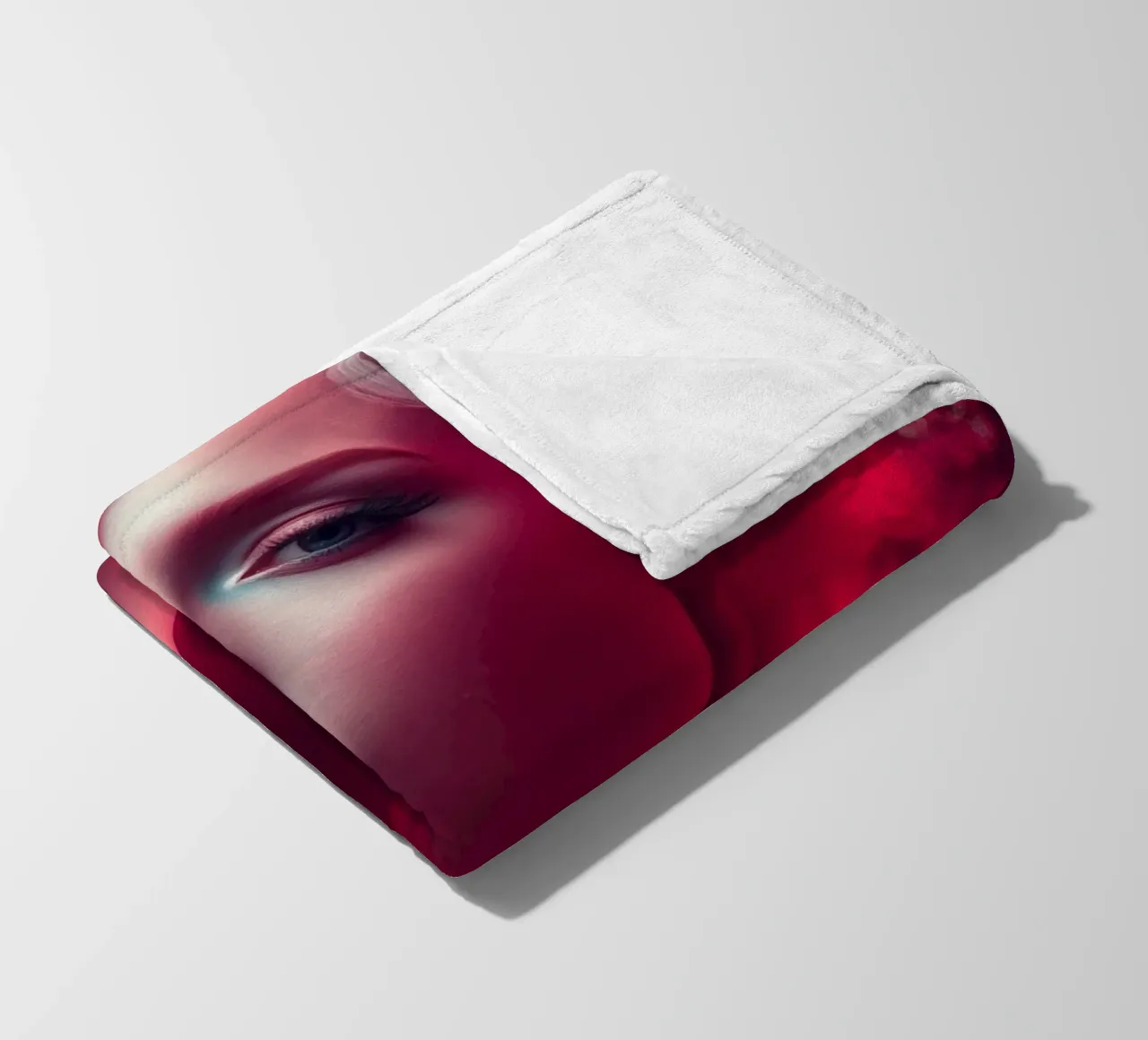 Donna splendida con acconciatura elegante circondata da fiori coperta in pile da DesignDoodle