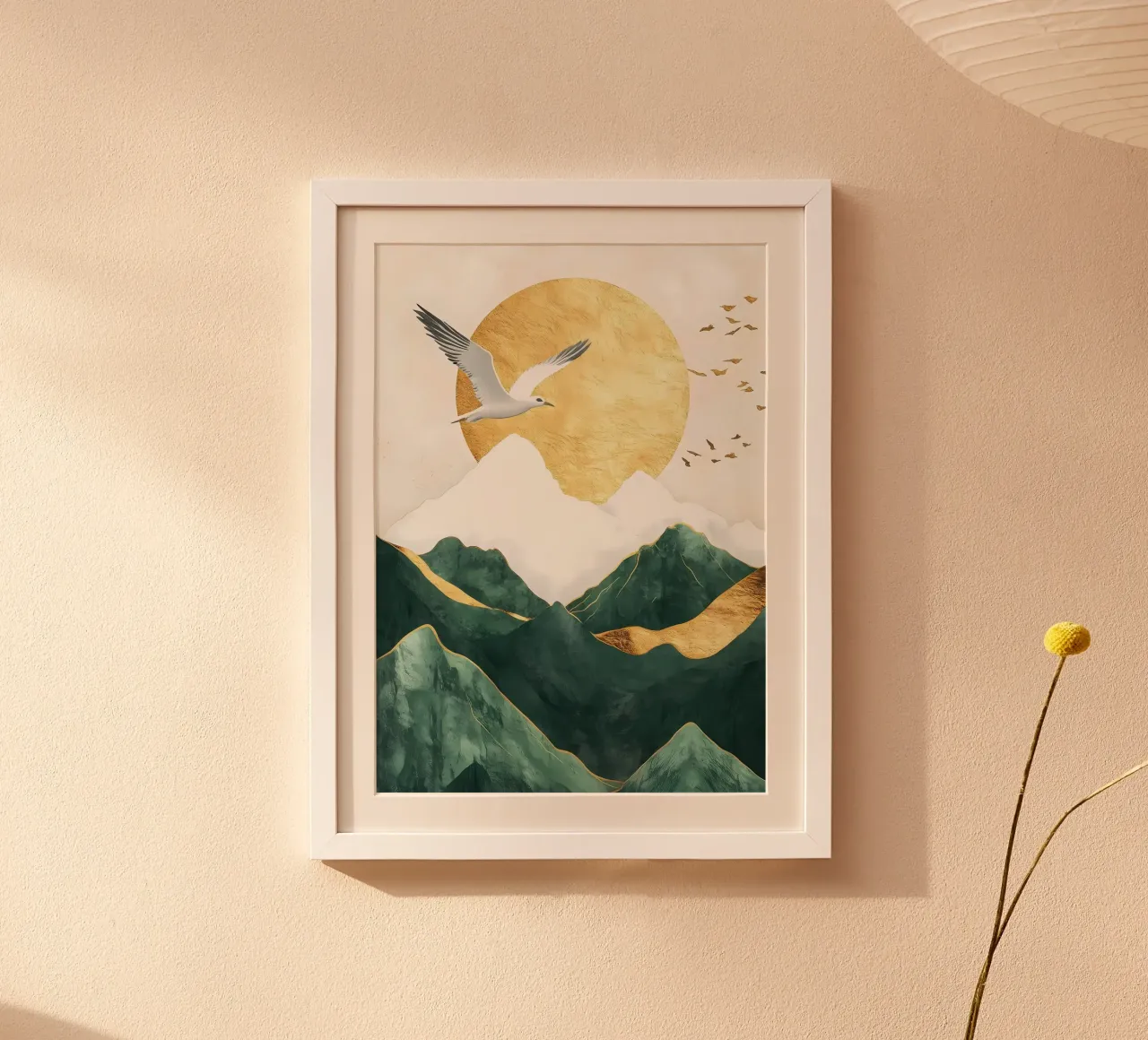 Paesaggio della montagna d'oro poster con telaio in alluminio da Ginnery