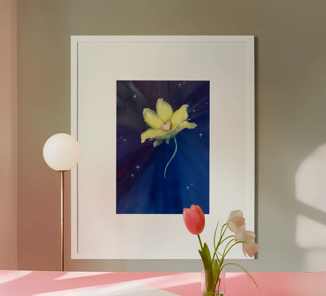 Giglio fiore giallo poster con telaio in legno da Mikesell